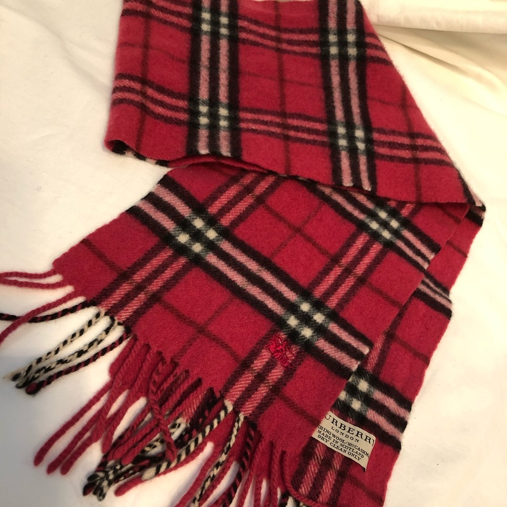 Burberry scarf
